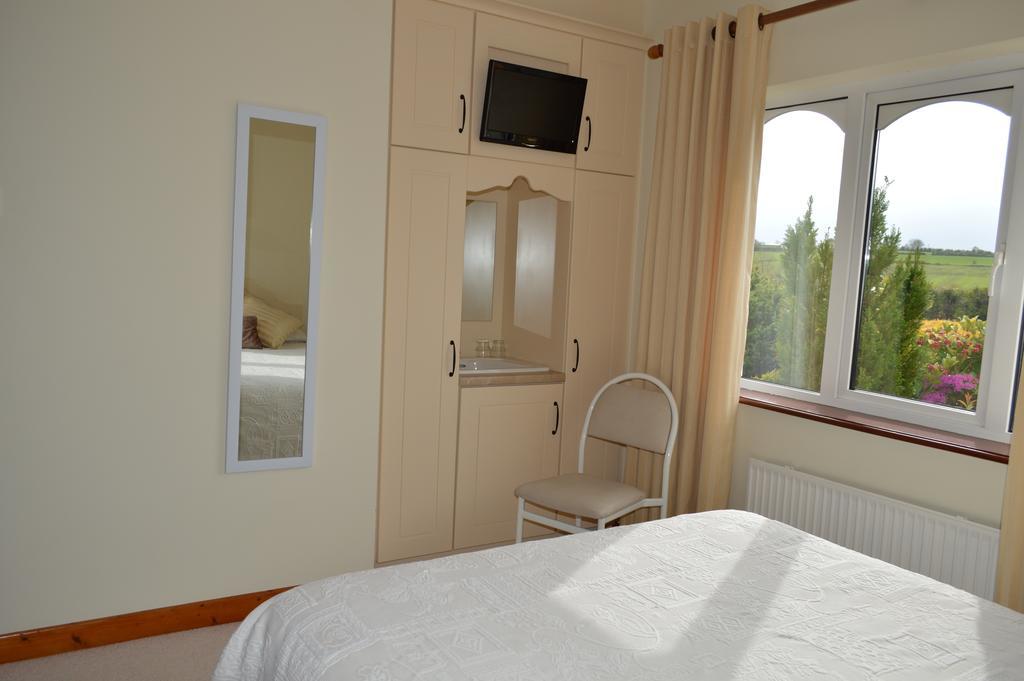 Caseys Homedale Killarney Habitación foto